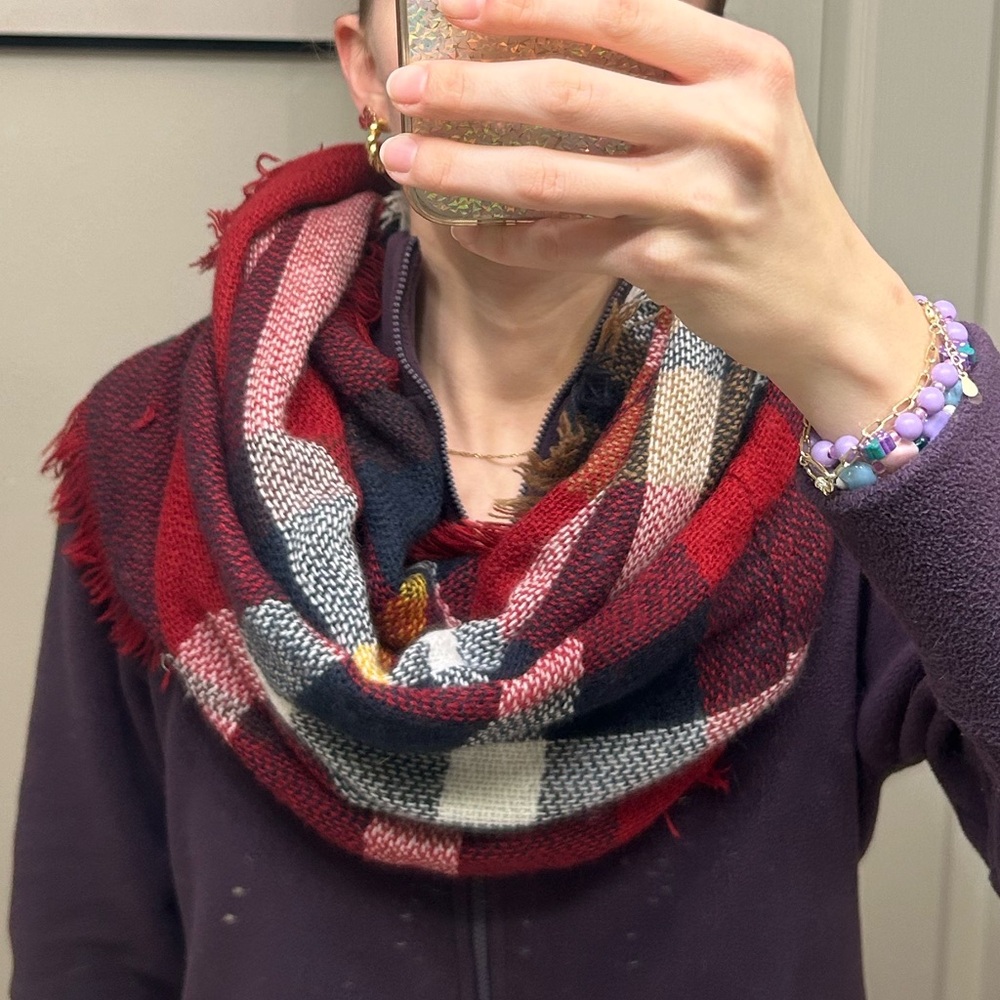 Infinity scarf